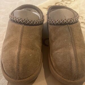 Tasman Ugg slipper size 6